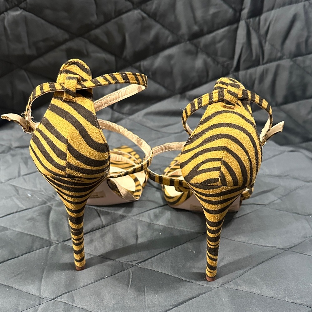 Chase + Chloe Zebra Print Heels - Picture 2 of 5